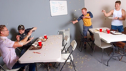 Hot Shower Fuck - Pretty Boys Bobby Clark &TylerSweet Get Naughty at School