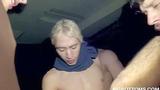 Rough Banggang - Myott Hunter & Crew Dominate Willing Pigs