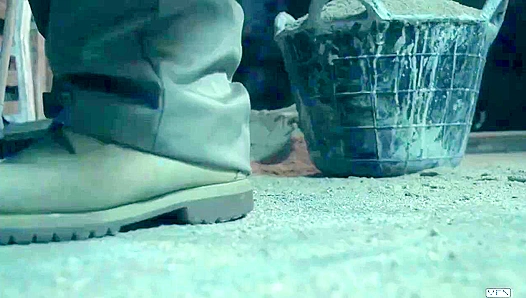 Damien Crosse Drills Foster Riviera's Hole On-Site