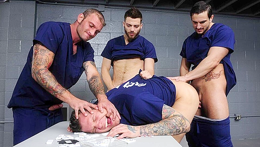 Prison Bang - Straight Guys TurnedGaywith Tommy Defendi & Crew