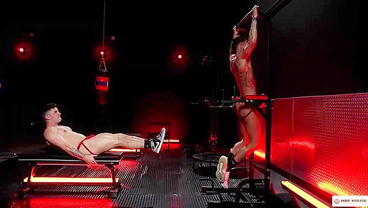 Hot House - Muscular Hotties Vincent O'Reilly & Trevor Brooks Get Wild