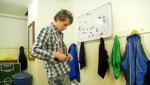 RobinFew & The Boys Go Hardcore - A Gay XXX Pornstar Fantasy