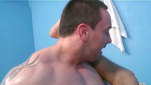 Str8 toGay - Chris Tyler & Ryan Evans Heat Up in Unstoppable Hardcore Action