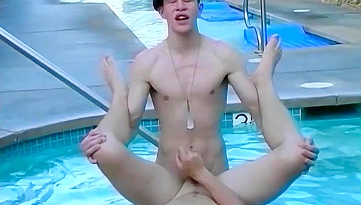 Hot Amateurs Get Wild - Intense Fucking & Facial Finale - BeddableBoys