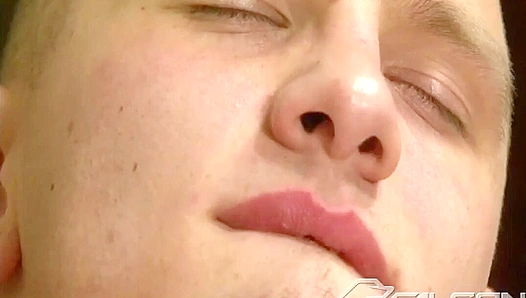 Bobby South Shows Off His-confidence While Masturbating