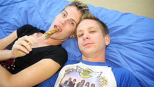Bored BFFs Dustin & Vince Turn Up the Heat - Lollipop Twinks