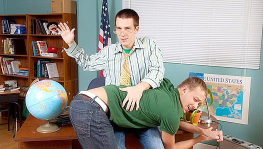 Teach Twinks - Patrick Kennedy & JT Wreck Go All In
