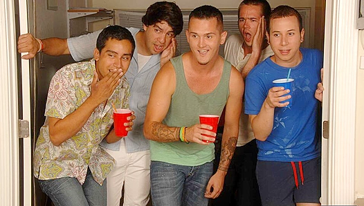 Aaron Blake Bounces Wildly on Marcus Ruhl's Hard Dick – Straight Turned Gay