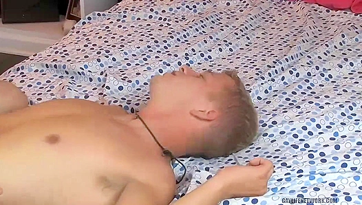 Kayden Daniels Fucks Newcomer Caleb Coniam Hard - Lollipop Twinks