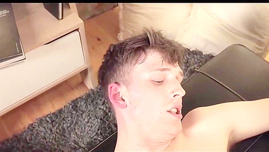 Conor Davis Fucks Timmy Williams Raw & Raunchy - Gay XXX