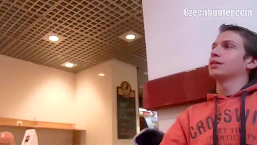 Czech Hunter: Bubble Butt Bonanza