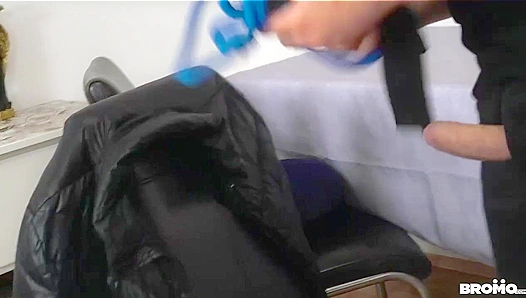 Hard Anal Blasting - Daren D & Leon's Intense Ride - Bromo US