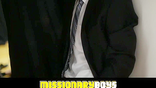 Sinner Elder Riley Gets Busted & Fucked Harder