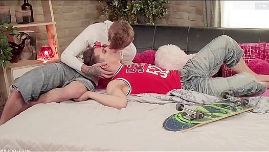 Hardcore Skater Boys - Aaron Shine & Aiden Borg Ride Wild at Gay XXX