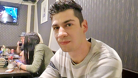 XXX Gay - Amateur Guy Sneaks Restroom Facial