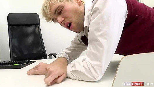 Trent Marx Takes It from His Big-Dicked Crush, Ethan Sinns