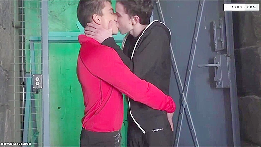 Jack Ganley & Vitali Kutcher Stretch Limits in HD Anal Gape - Gay XXX