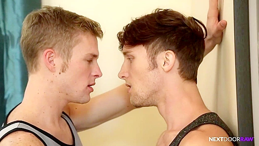 Underneath Scotty Zee & Ty Thomas - A Raw Anal Encounter