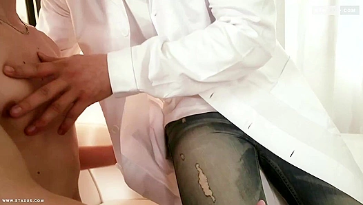 Dr. Logan Lech Sinks Deep into Shane Hirsch - Gay XXX