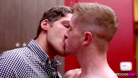 Nextdoor Temptation - Bridger Watts & Chris Blades Get Filthy