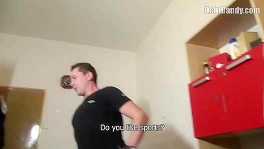 Bubble Butt Babe Craves Anal Gape from Debt Dandy