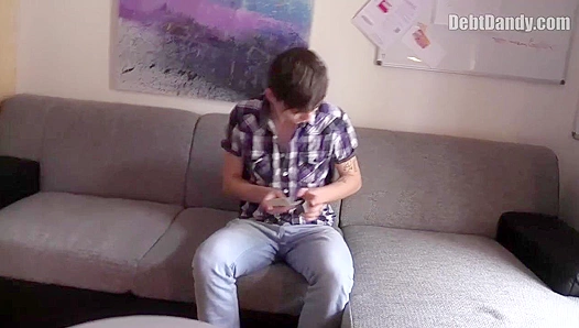 Humiliated Bubble Butt Amateur Gets Drilled Hard - Debt Dandy