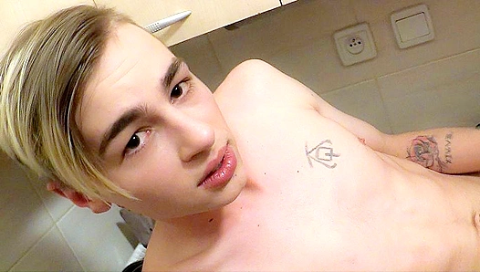 XXX Gay Bangs Bieber-Lookalike Twink's Amateur Butthole