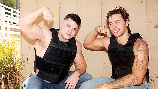 Nextdoor Buddies - Outdoorsy Hotties Carter Woods & Collin Simpson Fuck Wildly