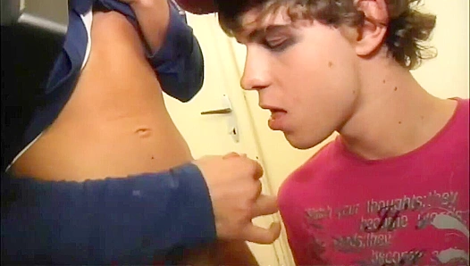 Loui Eshby & Julian Tomlinson Get Wild in a Sensual Threesome with Rico Armin