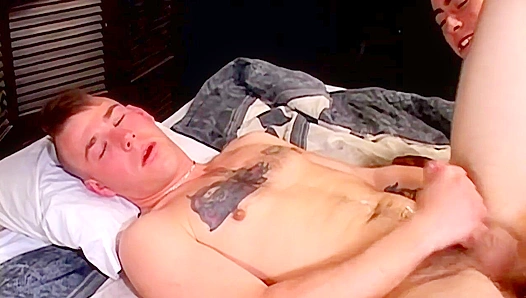 Hardcore Skinhead Sex - Cory Woodall & Hayden Sky Bang Intensely - Bonus Hunks