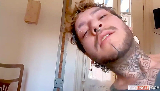 Chiwi Black Finally Yields to Milo Star's Irresistible Offer - Latin Leche