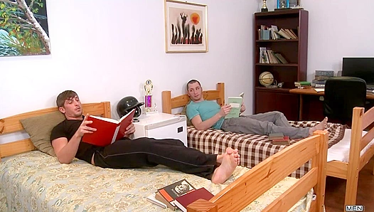 Big Dicks at School - Jayden Grey & Travis Irons Spread Their Love