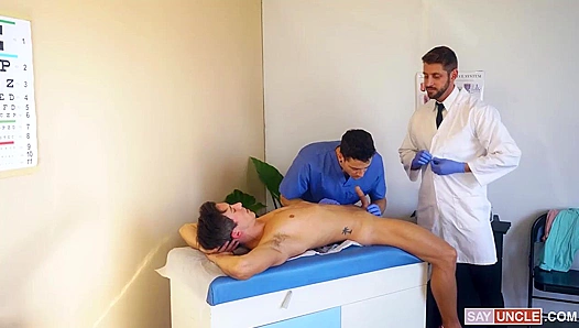 DoctorTapes - Johnny Ford & Isaac Parker's Regular Medical Exams Turn Steamy