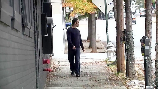 Busted & Rammed - Duncan Black Drills Tyler Hunt's Hole