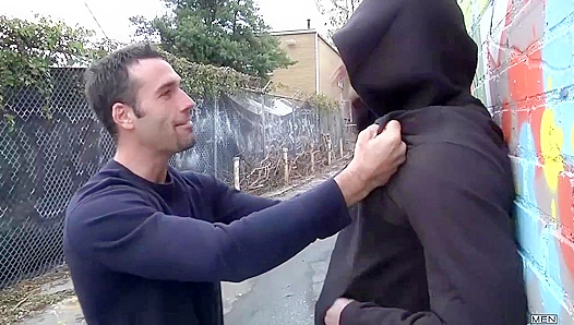 Busted & Rammed - Duncan Black Drills Tyler Hunt's Hole