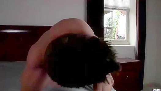 Johnny Rapid Gets Pounded by Horny Peeping Max Flint - Straight Turned Gay