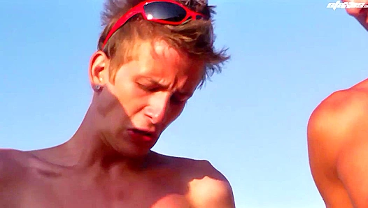 Mike Cage, Mathew Ross, Matt Lough ton - Beach Blowjobs & Facial Fun