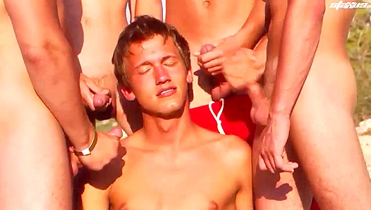 Mike Cage, Mathew Ross, Matt Lough ton - Beach Blowjobs & Facial Fun