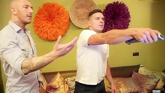 Beefy Brits Paddy and Francesco Sodomize Each Other Wildly