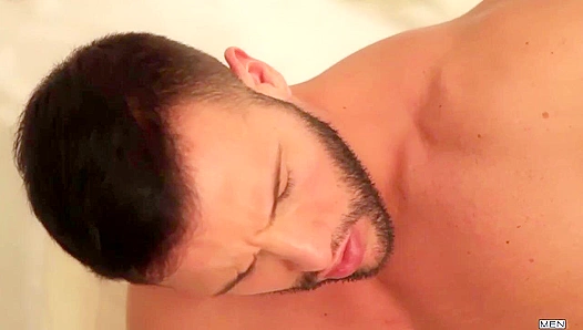 Paddy O'Brien & Donato Reyes - Hot UK Anal Action