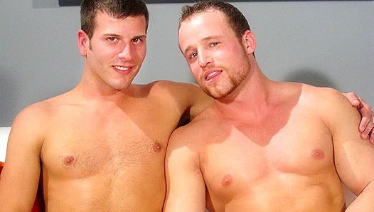 Nash Lawler and Derrek Diamond Race to Orgasm in Hot House Heat