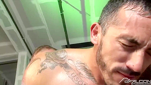 Alessio Romero & Tom Wolfe's Secret Night of Passion - Falcon Studios