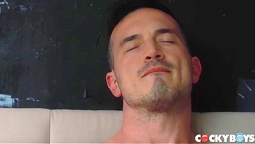 Deep Loving Anal - Energetic Session with Derek Kage & Evan Knoxx