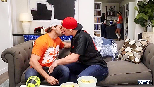 Sneaky Super Bowl Bang - Dom King Turns Logan Aarons from Str8 to Gay