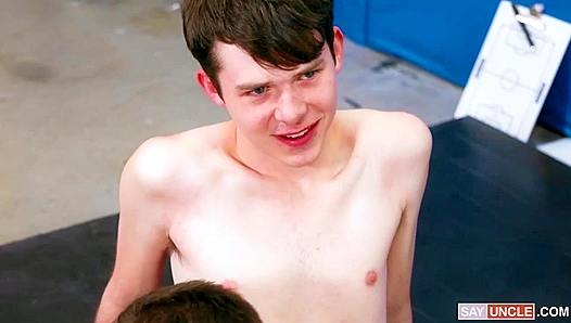 Coach Joel Puts the Moves on Dakota Lovell and Eric Fuller - Varsity Grip Heat-Up