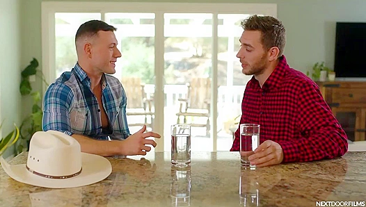 Horny Carter Woods Pounds City Slacker Ryder Owens