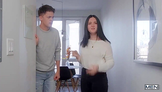 GF Mix-Up - Malik Drills Troye's Tight Hole