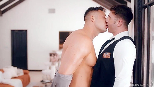 Michael Boston Gets Pounded Doggystyle by Lucca Mazzi