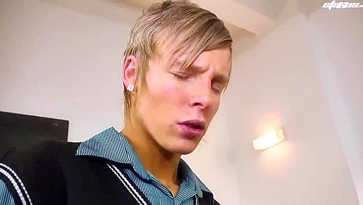 Joe Soret & Leo Palmer - Hot Classroom Cumshot Action - Gay XXX