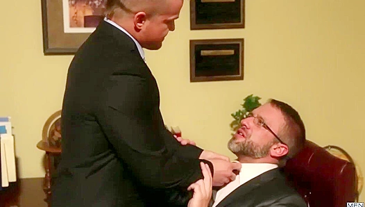 Dirk Caber Pounds Liam Magnuson's Ass in the Gay Office